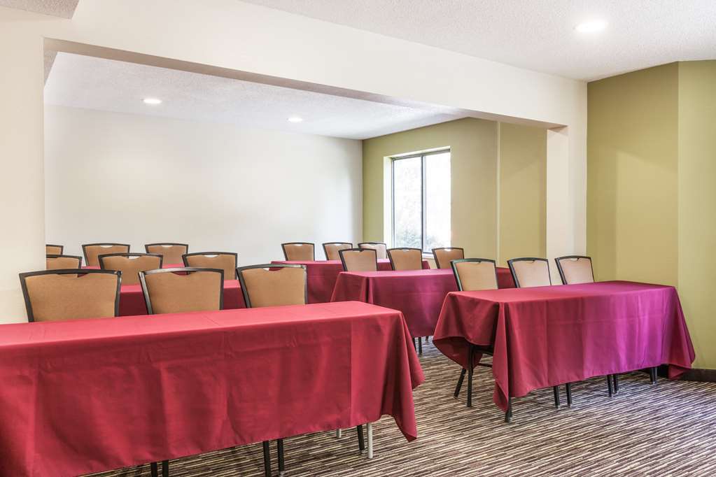 Baymont By Wyndham Newark At University Of Delaware Hotel Facilities photo